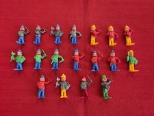 Ü-Ei/1984/Steckfiguren/Ritter Kunibert stehend/18 Varis/11x farbiges Mittelteil