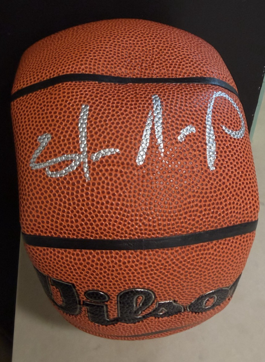 Shawn kemp signed basketball nba memorabilia - authenticated