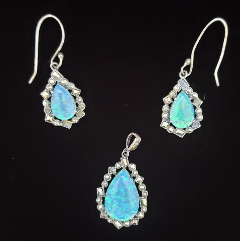 SLC Thailand Pendant and Earrings