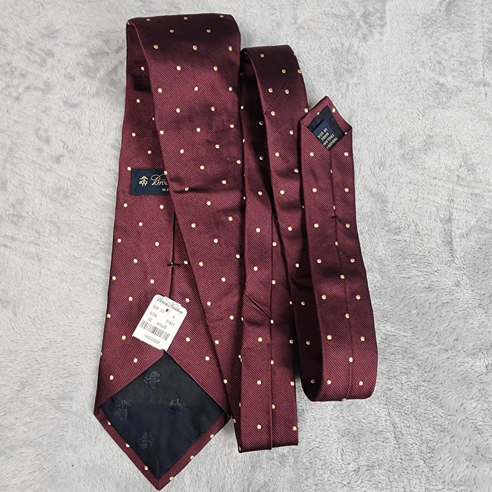 Corbata clásica vintage Brooks Brothers para hombre seda borgoña punto dorado hecha en EE. UU. Foto 4 de 4