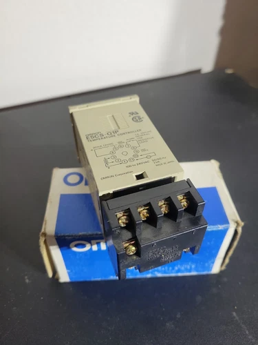 Omron E5CS-Q1P Temperature Controller New One E5CSQ1P Free Shipping - Bild 3 von 4