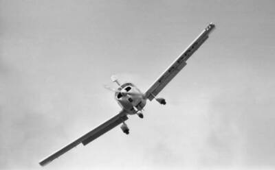 Socata MS894E Minerva 220 GT demonstration flight during the SBAC - Old Photo 1
