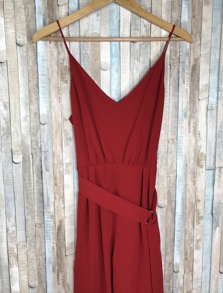 Calça macacão nova com etiquetas Jill Stuart 2 vermelha fluida gola V perna larga com cinto $318 BHLDN - Imagem 3 de 4