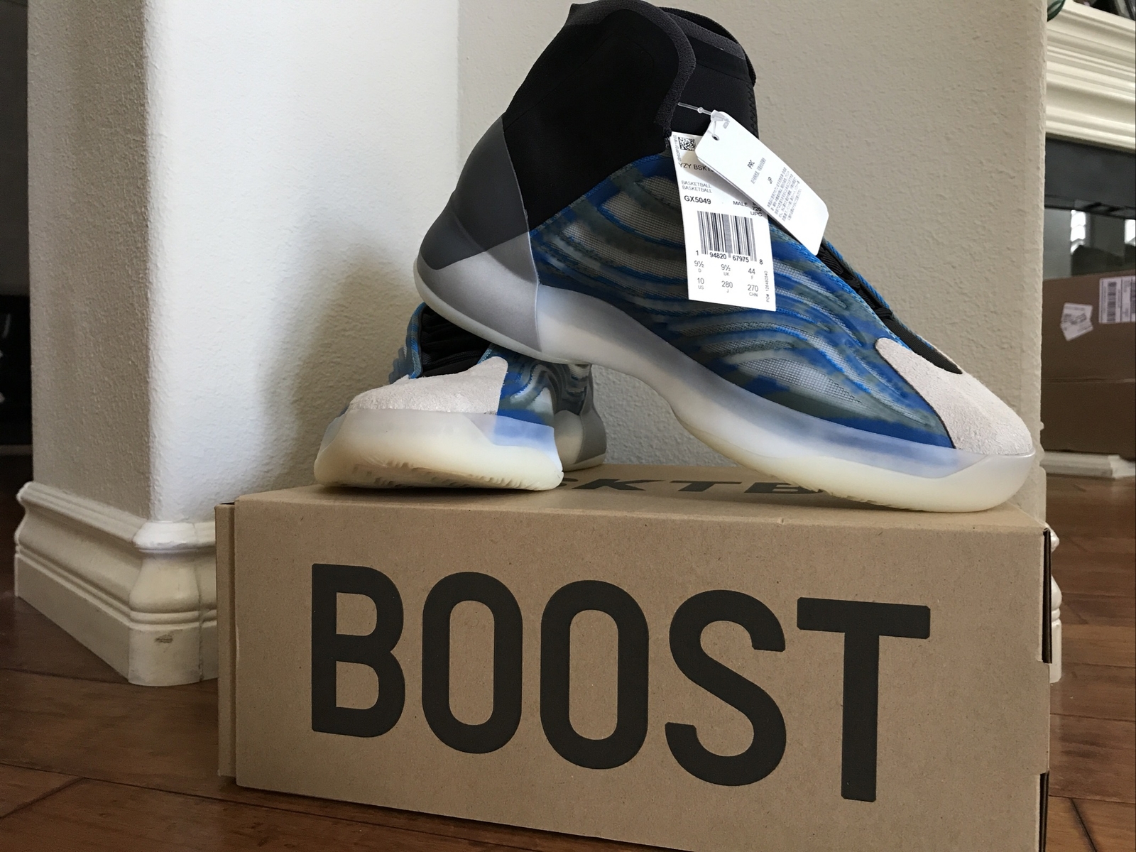 Yeezy QNTM (BSKTBL) Frozen Blue