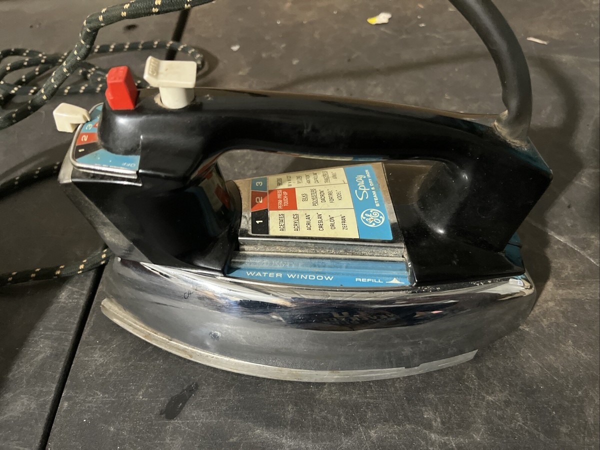 Vintage GE General Electric Spray Steam & Dry Iron, Model H1F92