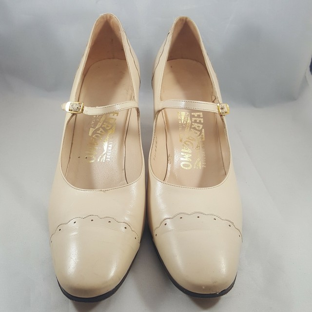 salvatore ferragamo mary janes