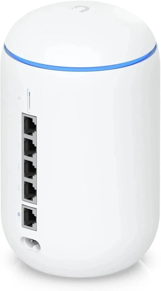 Ubiquiti UniFi Dream UDM Router/Switch/AP - GbE, Wi-Fi 6 - Immagine 3 di 4