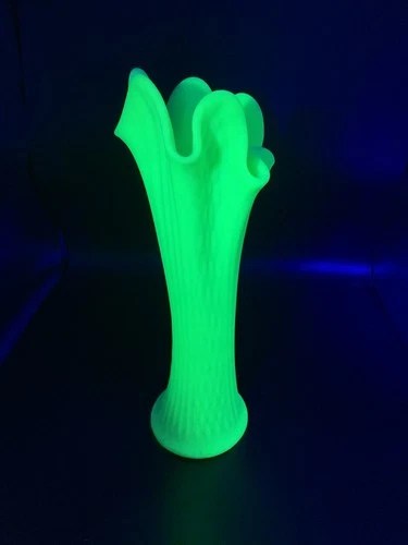 Vintage Fenton Uranium Lime Green Swung Satin Glass Vase UV Glows Lage 13.5”