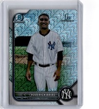 2022 Bowman Chrome #BCP-153 Roderick Arias Prospects Mojo Refractor