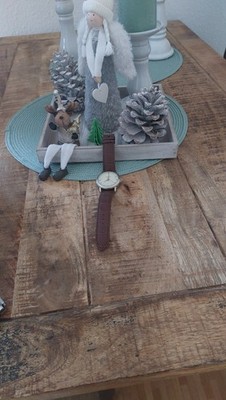 PIERRE CARDIN Herrenuhr. NEU. Braunes Lederarmband. Goldenes Ziffernblatt