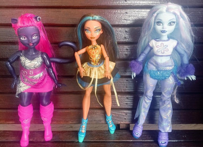Monster High G3 Catty Noir, Cleo and Abbey Doll LOT