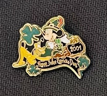 Disney Happy St Patrick s Day 2001 Flocked LE5000 Leprechaun Pin