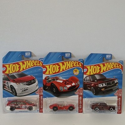 Hot Wheels Red Edition Honda Odyssey, Maserati Tipo 61, Mazda RX-3 - 2026 J Case