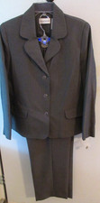 Alfred Dunner 2 pc Suit Set Size 12, Jacket, Pants Gray Pinstriped
