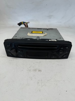 C3* Mercedes Benz W203 BJ03 Autoradio CD Reader A 2038201786 Audio 10 BE6021