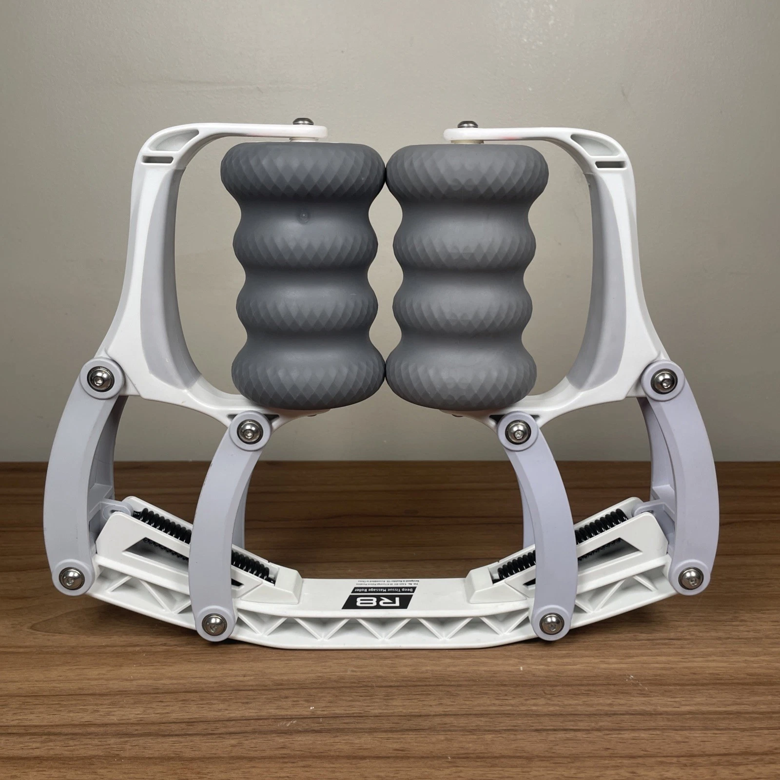 ROLL Recovery R8 Alpine White Deep Tissue Massage Roller Sports Therapy