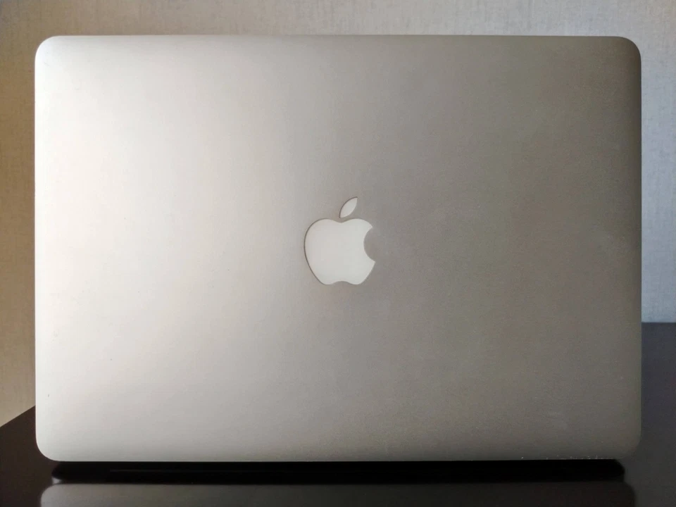 Apple MacBook Air 13" 2015 · i7 · 8GB · 512GB, photo 3 sur 5