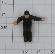 Lionel 50-84 O Gauge Olive Green Fixed Crewman Figure