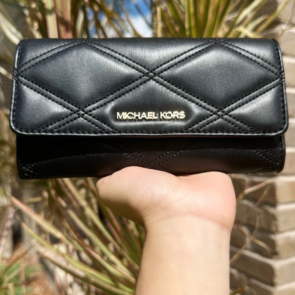 Michael Kors Signature Greenwich Envelope Trifold Wallet Connecticut Post Mall #25 Michael Kors Signature Greenwich Envelope Trifold Wallet Connecticut Post Mall