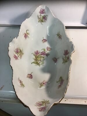 Vintage/Antique Large Floral Centerpiece Bowl 9  x 16.5  Unmarked