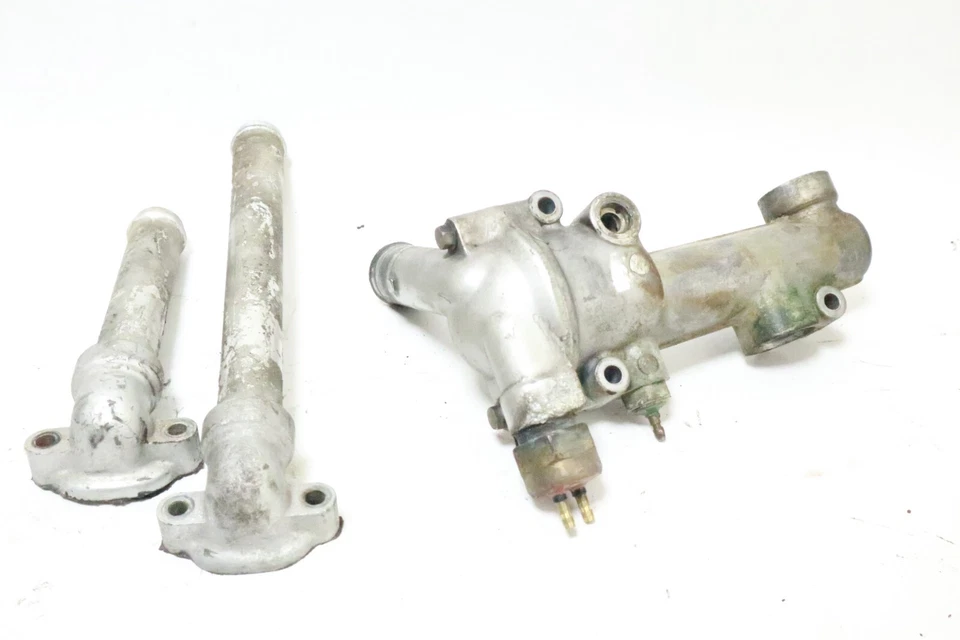 1980-1983 Honda Goldwing GL 1100 Coolant Lines and Thermostat Housing - Изображение 3 из 4