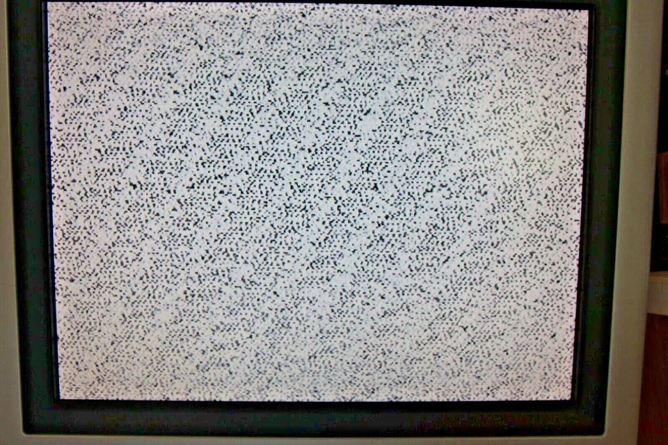 Famicom NES Console First Run Square Buttons RF Set Nintendo Official Japan A - Image 3 of 4