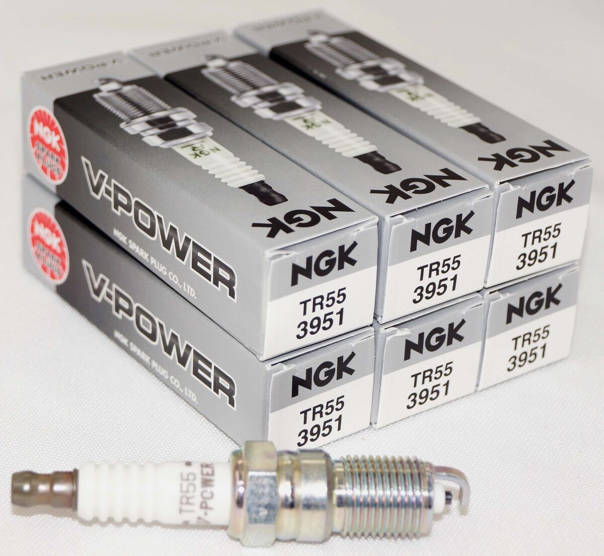 NGK V-Power Spark Plug 3951 TR55 NGK V-Power Spark Plug 3951 TR55