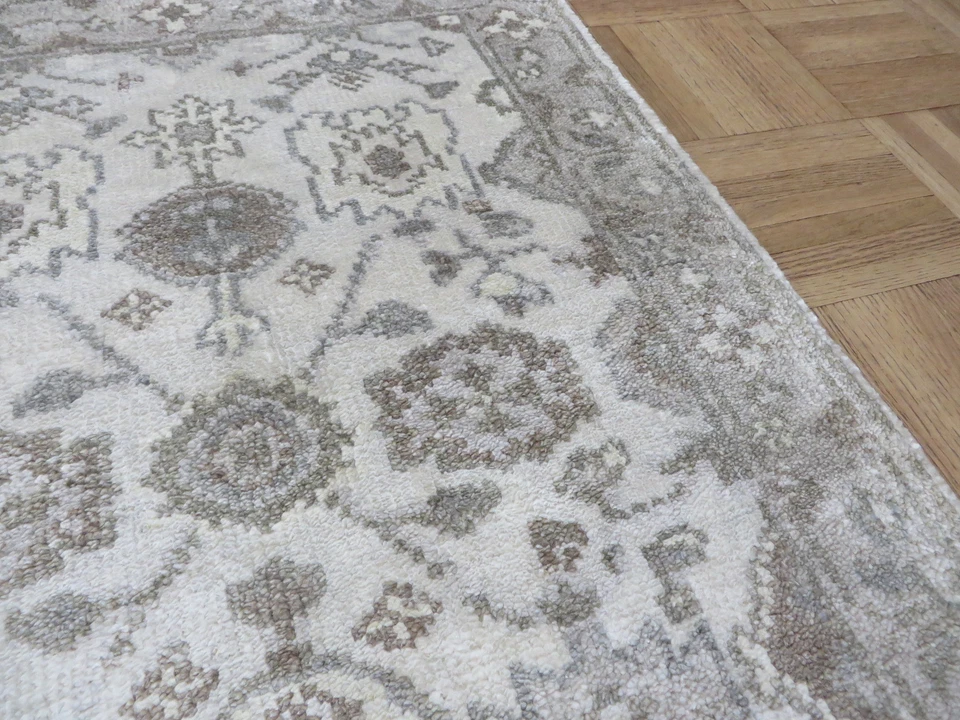 1'11 X 2'10 Hand Knotted Ivory Gray Bamboo Silk Oushak Oriental Rug Ushak G5733 - Image 4 of 4