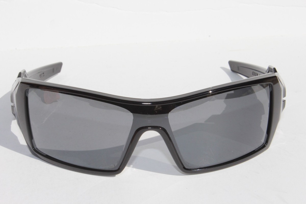 OAKLEY Oil Rig POLARIZED Sunglasses Black/Black Iridium NEW OO9081