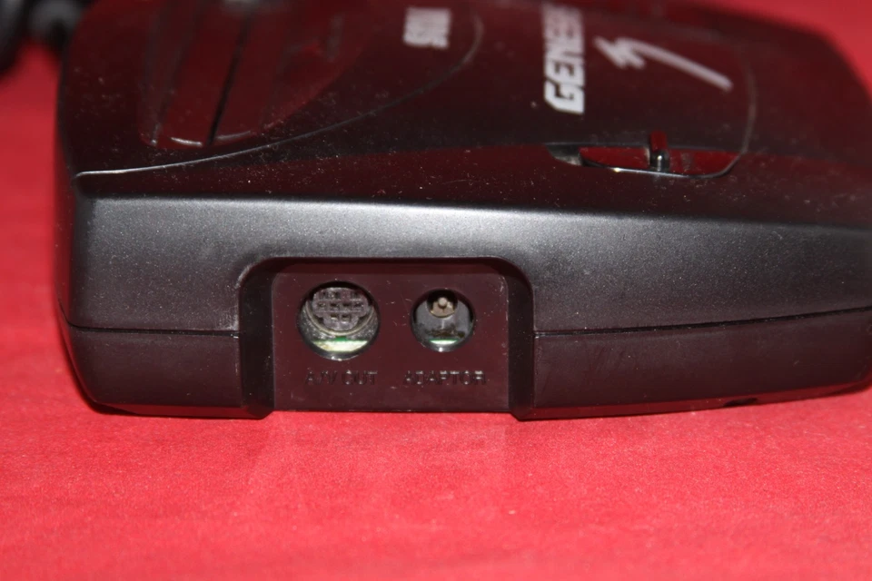 Sega Genesis 3, Console with 2 Controllers, MK-1461 - Image 2 of 4