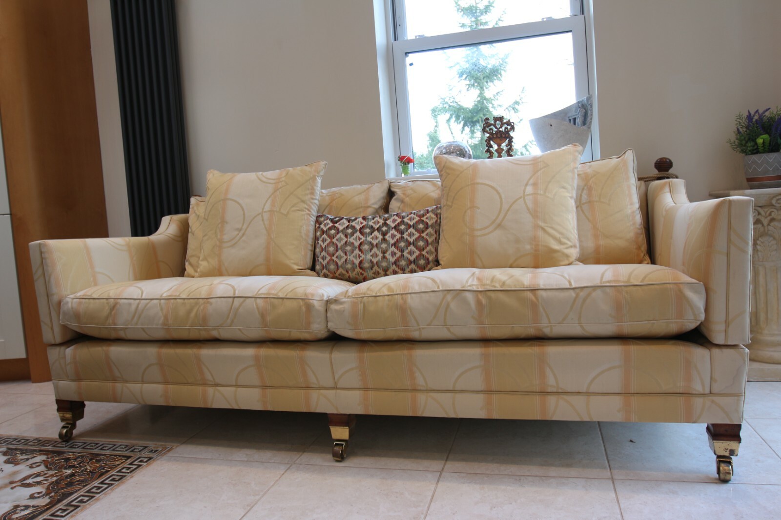 Handmade Duresta trafalgar drop arm elegant sofa cost new £5500 eBay