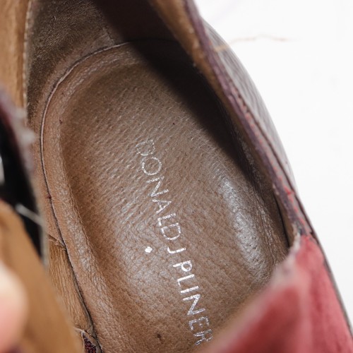 Donald Pliner Women's Taila Boot Size 8.5 Pointed Heel Burgundy Red Suede Cutout - Picture 11 of 12