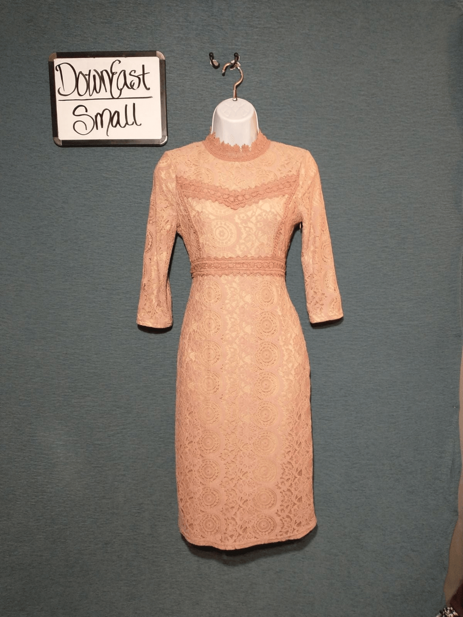 downeast lace dress Finley Lace Dress | Downeast