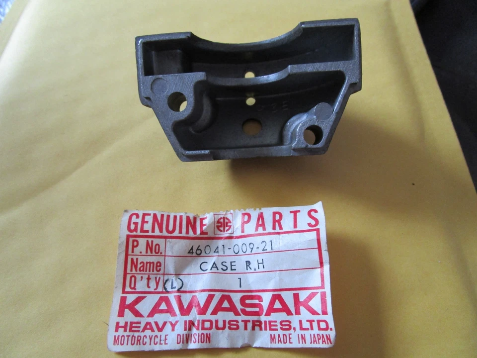 1974 KAWASAKI F11 РУЛЬ ПРАВАЯ РУКА УПРАВЛЕНИЯ ЧЕХОЛ ДЕТАЛЬ # 46041-009-21 - Изображение 3 из 4