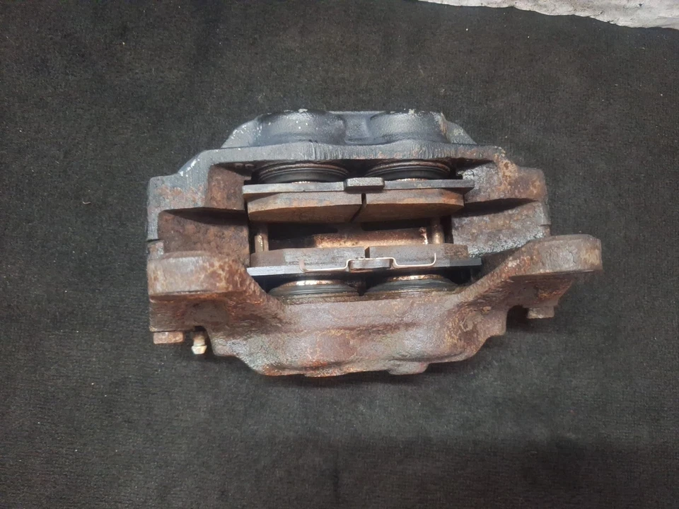 Subaru Wrx Sti V5 Front Left Brake Caliper - Image 3 of 4
