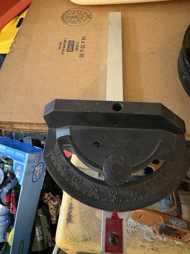 table saw guide, Used. Brand Unknown.? Clean.  Free Deliver. (26)