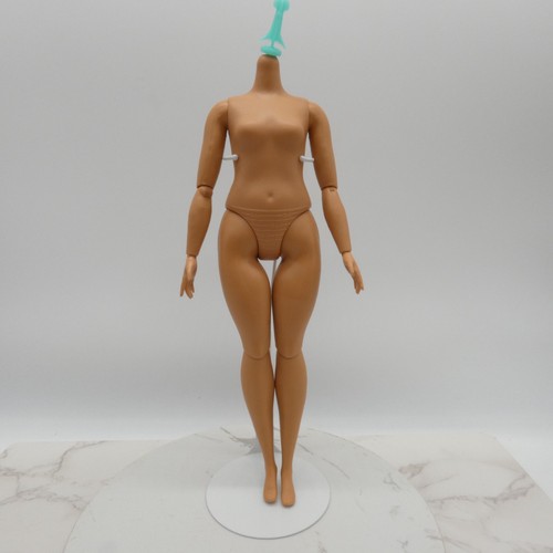 Barbie Deluxe Style Doll #8 Extra Curvy Body Articulated Arms Knees 2025 JFP43