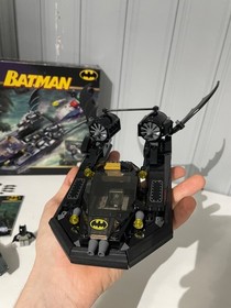 LEGO Batman The Batboat Hunt for Killer Croc 7780