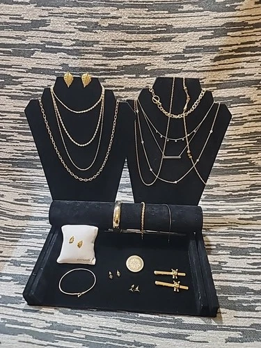 Bold Gold Tone Vintage To New Mixed Jewelry Lot Statement Costume Jewelry
