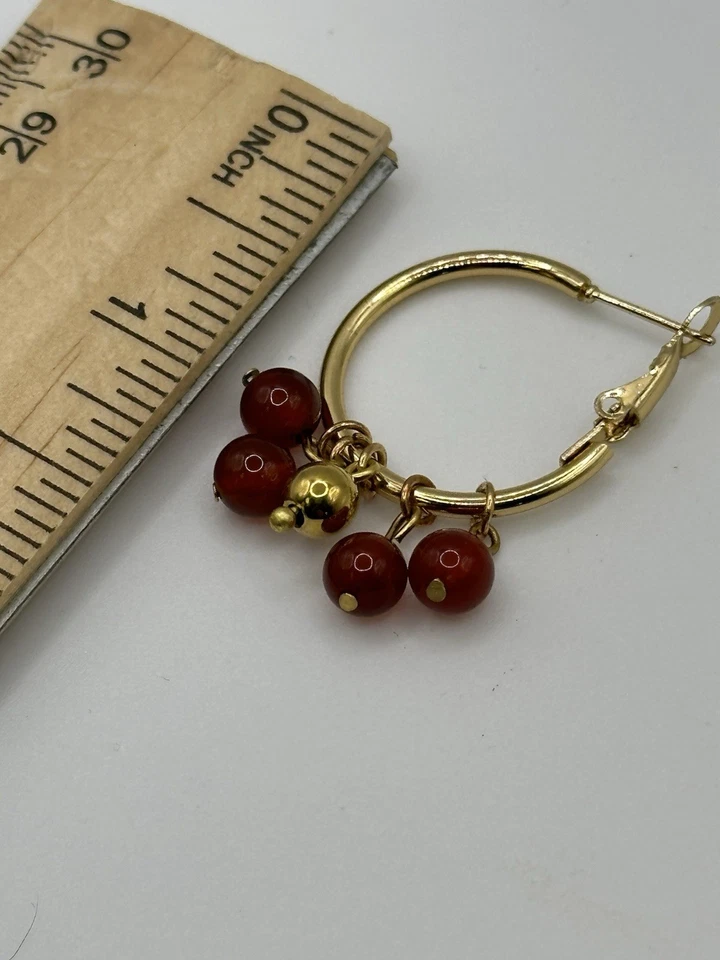 Pendientes colgantes de cornalina chapados en oro de 18 quilates hechos a mano en EE. UU. Foto 2 de 4