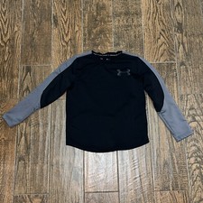 Under Armour Cold Gear Boys Youth Loose Black/Grey Crew Neck Size. Small