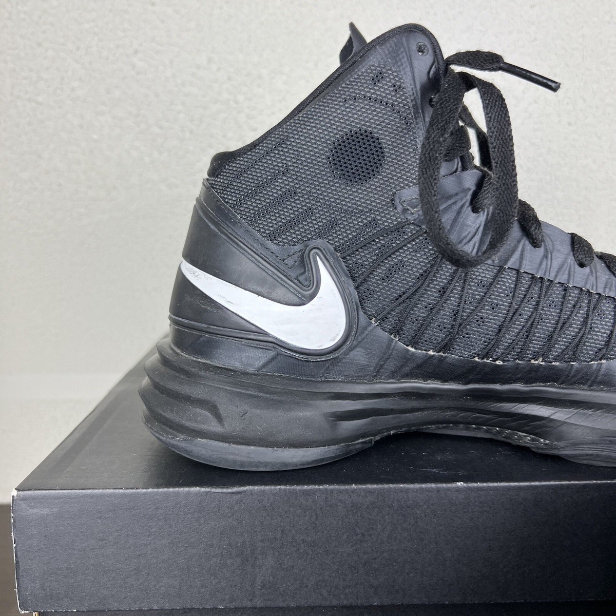 Rare Nike ID Hyperdunk Triple Black 553201-991 Basketball Shoes