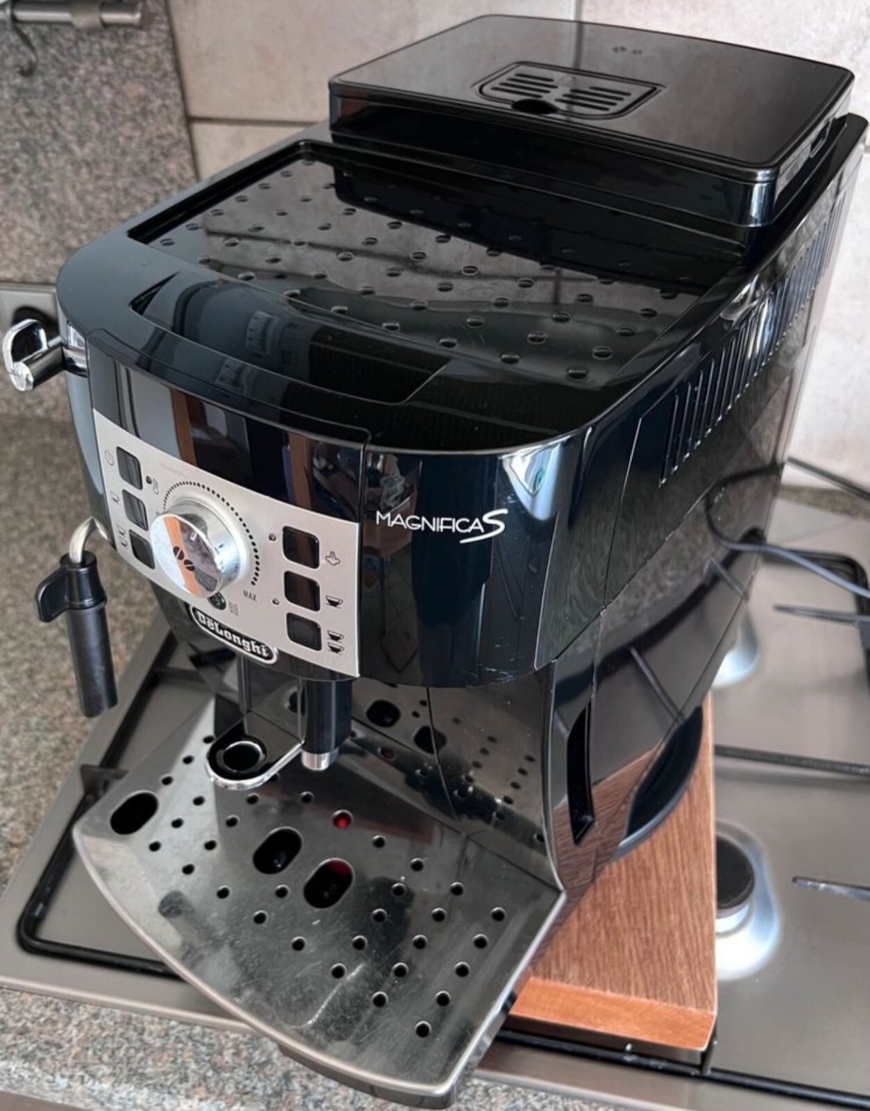 Delonghi Magnifica Tassen Werden Nicht Voll DeLonghi Magnifica S ECAM 22.110 Schwarz 2 Tassen Kaffeevollautomat