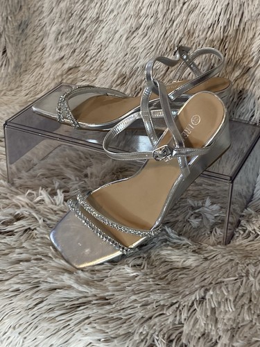 Dream Pairs Women’s Size 8.5 Silver Rhinestone Square Open Toe Wedge Sandals - Picture 2 of 13