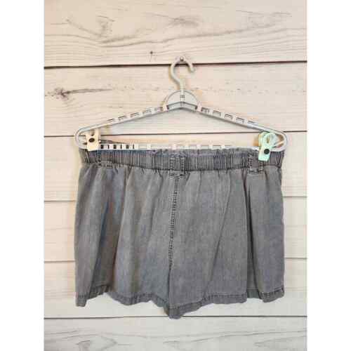 Time And Tru Women's Gray Solid High Rise Elastic Waist Casual Shorts Size XXL - Picture 2 of 7