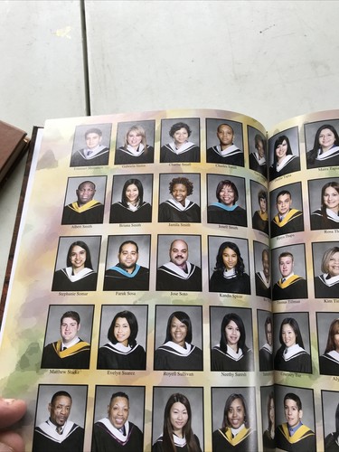 2010 John Jay College Of Criminal Justice Yearbook with Video DVD - 第 7/12 張圖片