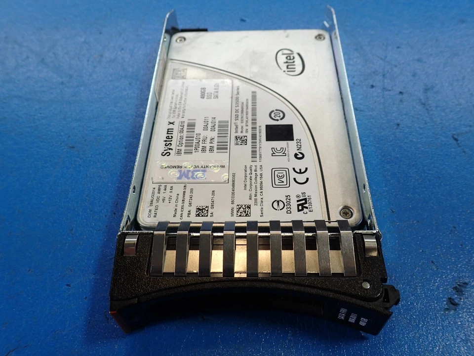 00AJ011/00AJ010 IBM 480GB SATA SSD MLC 2.5 HS HDD w tray 00AJ014 - Image 2 of 3