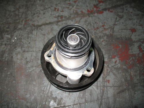 Original VW Golf 6 Variant Wasserpumpe A5316 07k121029b, 07k121011e