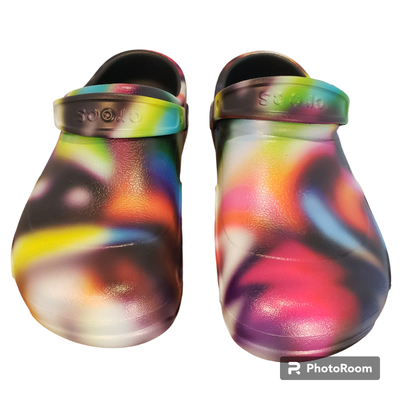 Crocs Bistro Clog Adult Sz M13/W15 tie dye Slip Resistant  display picture 1