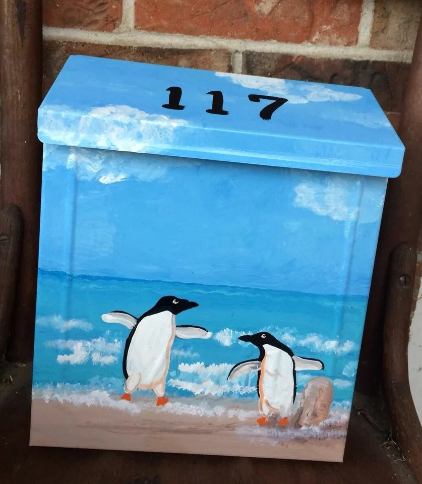 Hand Painted LOCKING Wall mount MAILBOX-special Order-U Design🌻 - Image 2 of 4